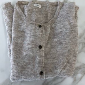 Pomandere Pullover with Buttons and Pockets